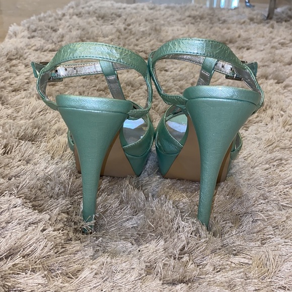 Michael by Michale Korrs Paulina Heels - Picture 3 of 8